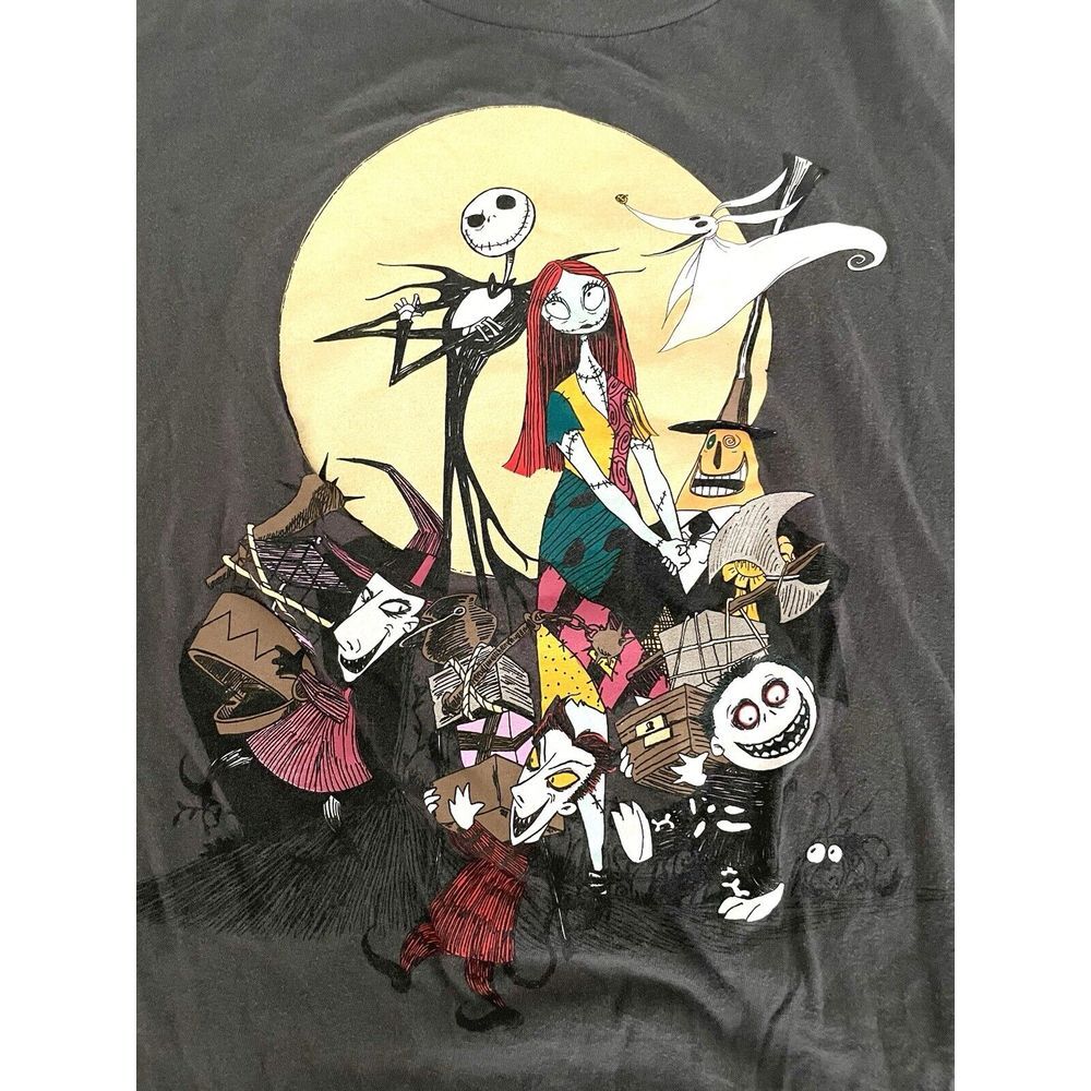 RARE vintage Nightmare Before Christmas t-shirt Disney Tim Burtons Size Medium